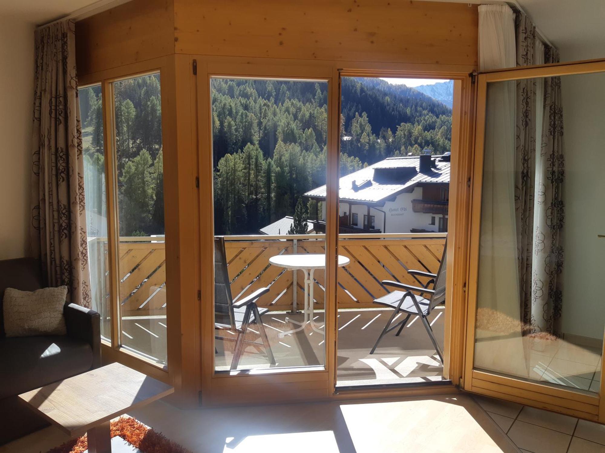 Appartements Garni Alpin Live Samnaun Quarto foto