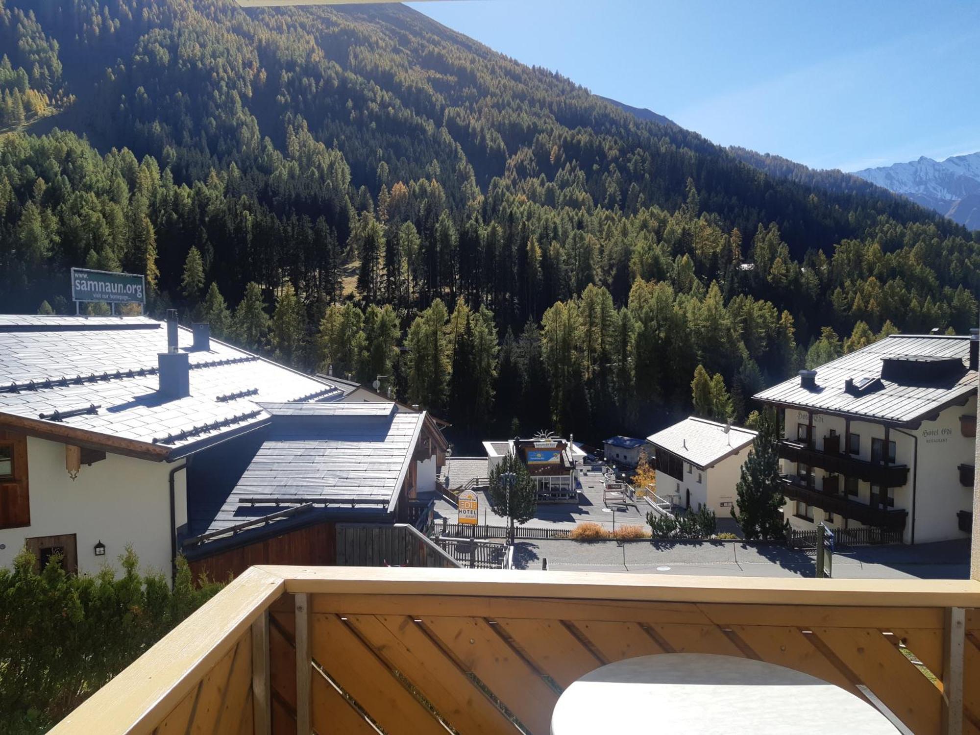 Appartements Garni Alpin Live Samnaun Quarto foto