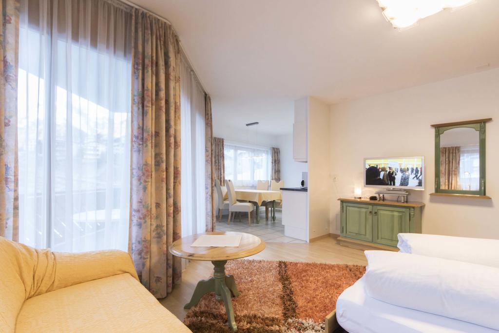 Appartements Garni Alpin Live Samnaun Exterior foto