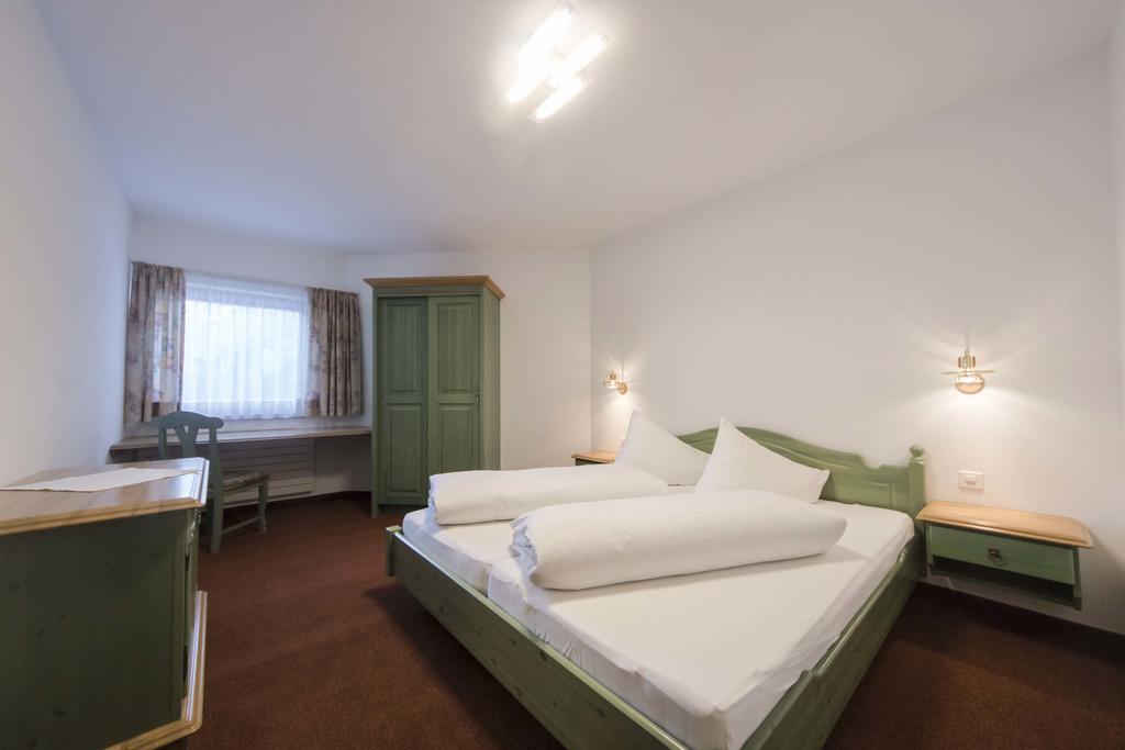 Appartements Garni Alpin Live Samnaun Exterior foto
