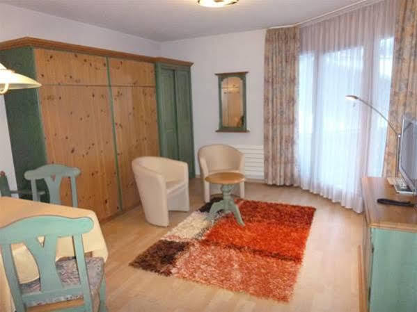 Appartements Garni Alpin Live Samnaun Exterior foto
